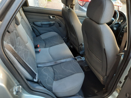 Fiat Siena 1.4 El Pack Attractive Gnc 2015 $750000
