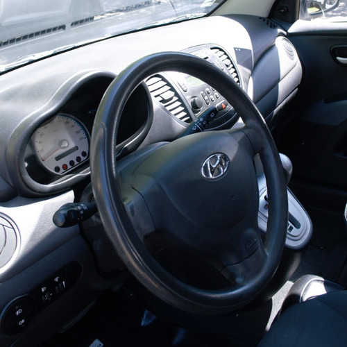 Imagen 9 de 15 de Hyundai I-10 Automatico 2011