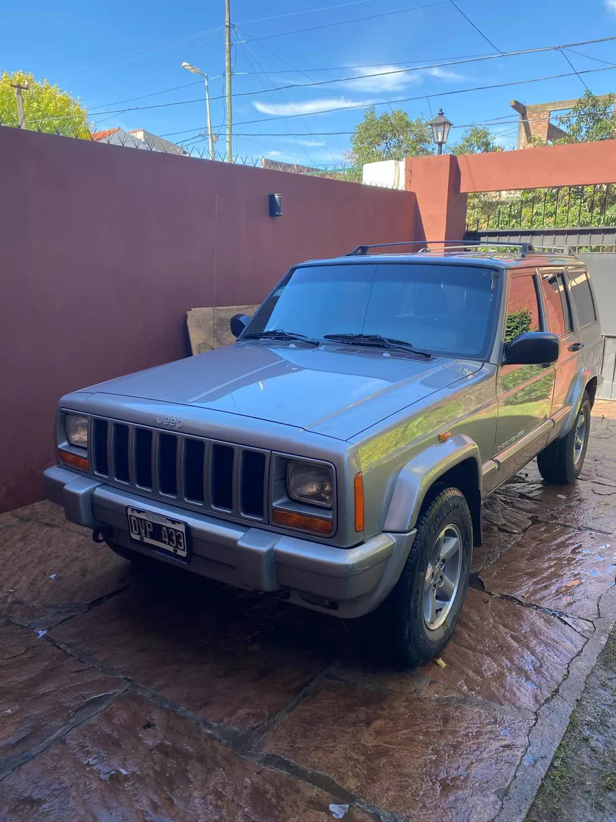 Jeep Cherokee 2.5 Classic