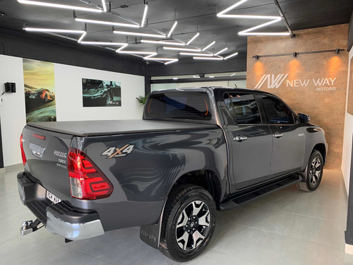 Imagem 6 de 7 de Toyota Hilux 2020 2.8 Tdi Srx Cab. Dupla 4x4 Aut. 4p