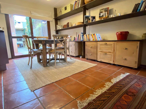 Excelente Casa En Venta En Barra De Carrasco Con Renta