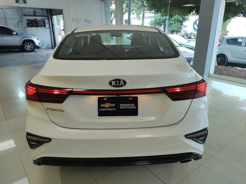 Imagen 2 de 15 de Kia Forte 2020 2.0 Lx 4 P At