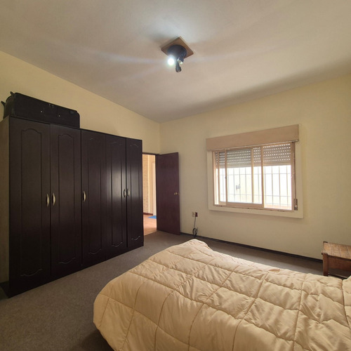 Venta Padron Unico La Paz 4d Y Garage, Gran Potencial