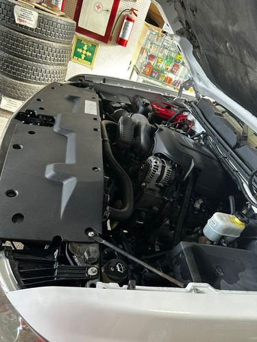 Chevrolet Cheyenne 5.3 2500 Crew Cab Lt 4x4 Mt