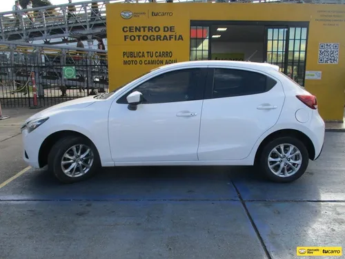Mazda 2 1500cc At Aa