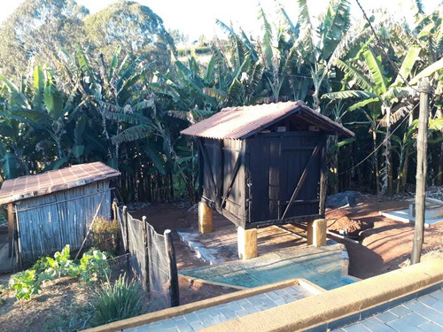 Chácara Em Baependi Sul De Minas Com 20.000 M2, Casa Muito Boa Estilo Colonial , Paiol, Quarto De Materiais, Garagem Coberta . - 255