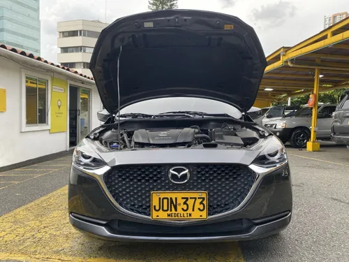 Mazda 2 1.5 Touring Mt 2021