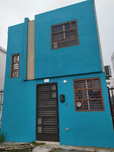 Casa En Venta En Fracc. Valle Del Roble En Cadereyta N.l.
