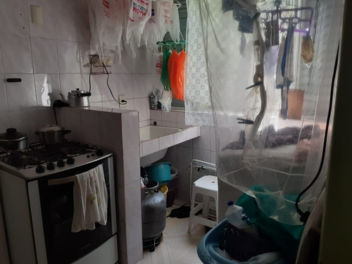 Imagem 5 de 11 de Apartamento Com 3 Quartos A Venda No Bairro Trindade Em Florianopolis - V-82096
