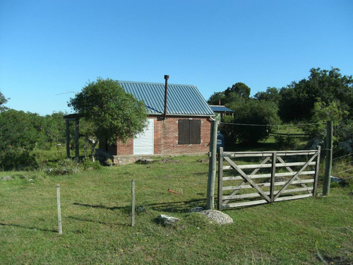 Imagen 2 de 14 de Venta 2 Casas / Cabañas En Excelente Ubicacion Villa Serrana