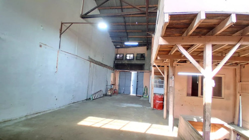 ¡oportunidad! Local Comercial En Arriendo, Carlos Valdovinos