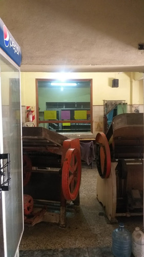 Imagen 22 de 30 de Local Comercial + Depósito En Venta Berazategui Oeste