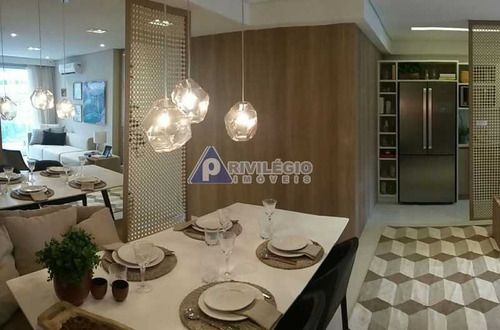 Apartamento À Venda, 2 Quartos, 2 Vagas, Botafogo - Rio De Janeiro/rj - 23058