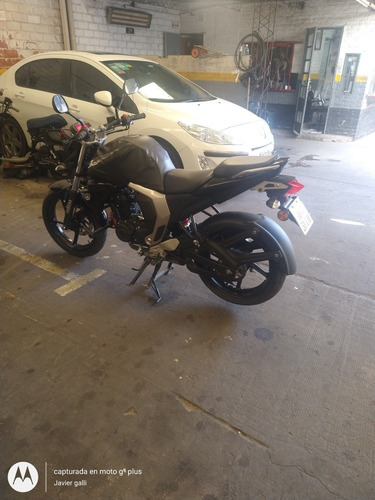 Imagen 9 de 10 de Yamaha Fz 2.0