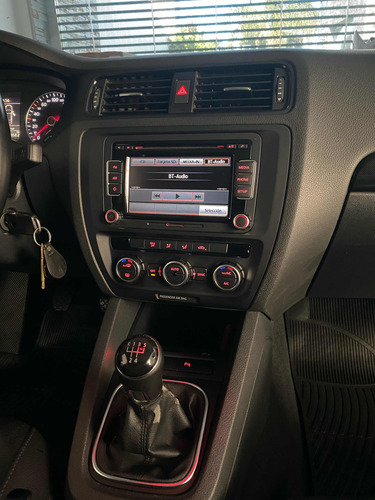 Volkswagen Vento 2.5 Luxury 170cv
