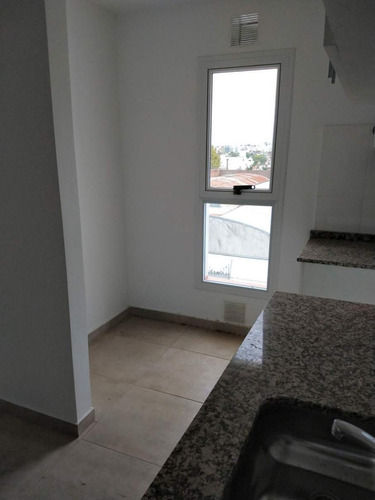 Departamento Un Dormitorio Con Cochera Fija En Venta Barrio San Vicente