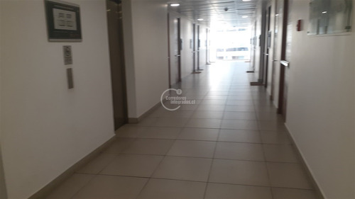 Arriendo Oficina, La Dehesa, 100 M2, 2 Baños, 2 Estacionam.