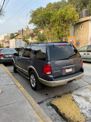 Ford Explorer 4.6 Xlt V8 3er Asiento 4x2 Mt