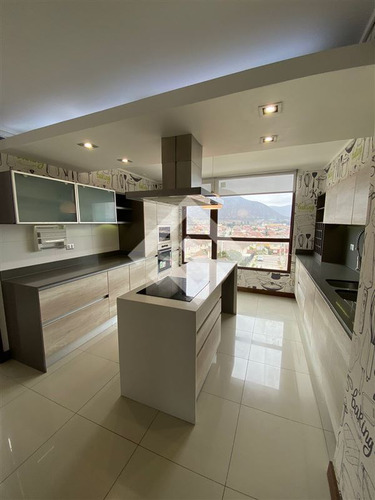 Departamento En Venta De 4 Dorm. En La Serena