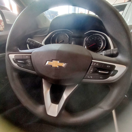 Chevrolet Onix ONIX SEDAN Plus LT 1.0 12V Flex 4p Mec.