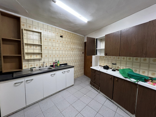 Venta Depto Para Renovar 3d, 3b 2e 1b Metro Ñuñoa