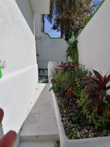 Imagen 8 de 14 de Casa Sola En Teopanzolco / Cuernavaca - Maz-838-cs