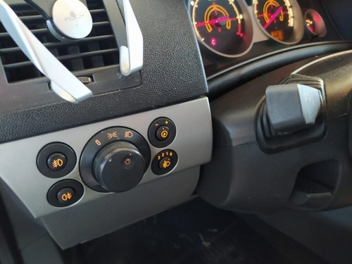 Imagem 10 de 15 de Chevrolet Vectra Elegance 2.0 Flex