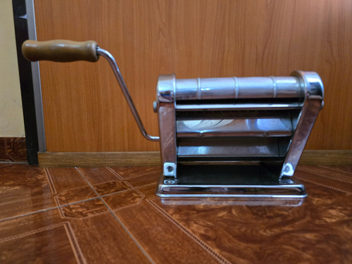 Pastalinda Fabrica De Pastas Fideos Maquina Acero (Usado)