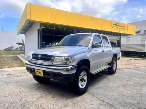 Toyota Hilux 2005