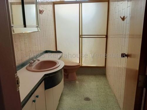 Te Lo Tengo Apartamento En Venta En Los Chaguaramos 23-22558 Mar