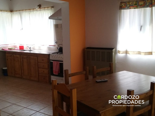 Casa + 4 Deptos + Monoambiente Sobre 1 Hectárea. Lago Puelo, Chubut.