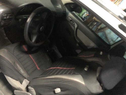 Imagem 10 de 12 de Volkswagen Gol Cli