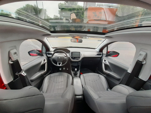 Imagen 9 de 9 de Peugeot 208 2017 1.6 Feline