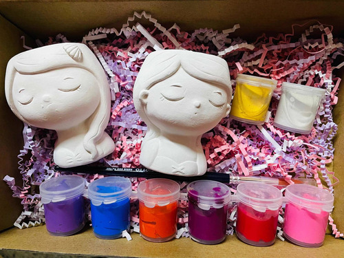 Imagen 1 de 1 de Maceteros De Yeso Figuras De Princesas Para Pintar Regalo
