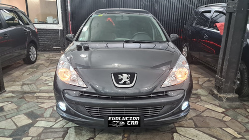Peugeot 207 2012 Feline Xt
