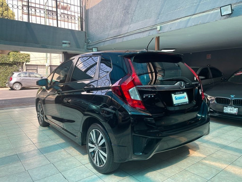 Imagen 4 de 14 de Honda Fit Hit Cvt 2017