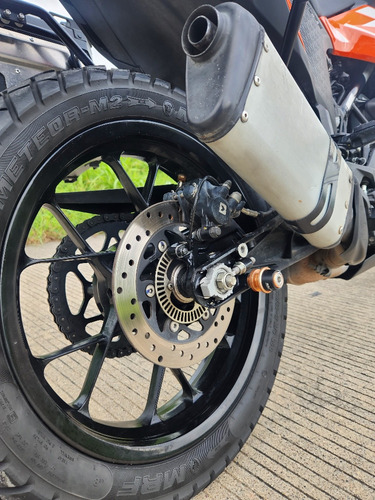 Adventure 250cc, En Excelentes Condiciones, Con Accesorios