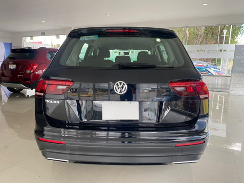 Imagen 9 de 11 de Volkswagen Tiguan Trendline Plus 2020
