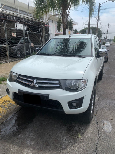 Imagen 1 de 15 de Mitsubishi L200 Diesel Doble Cabina 4x4 2015