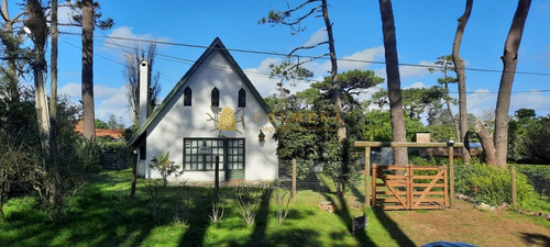 Casa En Rincon Del Indio- Ref: 2945