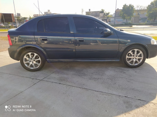 Imagen 3 de 10 de Chevrolet Astra Gls