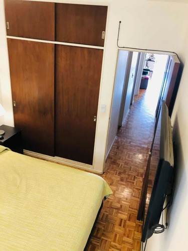 3 Ambientes En Gran Zona Con Balcon Aterrazado