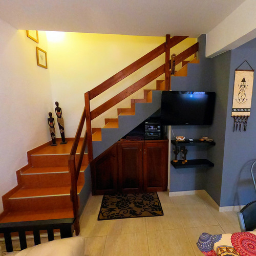 Triplex 3 Dormitorios, Cochera, Patio, Gas Natural
