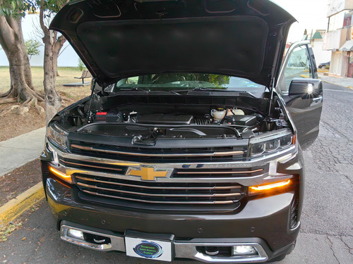 Chevrolet Cheyenne 6.2 2500 Cab Dob Midnight Edition 4x4 At