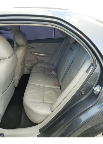 Imagen 10 de 12 de Toyota Corolla Gli