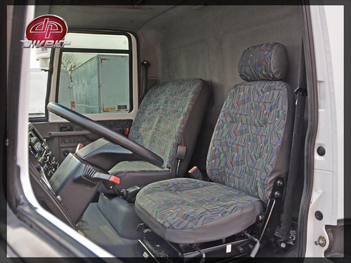 Imagem 10 de 15 de Caminhão Ford Cargo 816 Baú Refrigerado