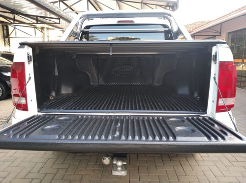 Imagem 8 de 13 de Volkswagen Amarok 2.0 16v 4x4 S Cabine Dupla Turbo Intercool
