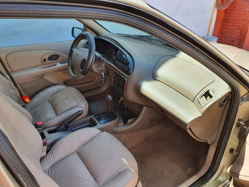 Imagen 12 de 15 de Ford Mystique
