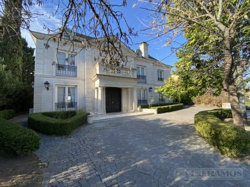 Imagen 1 de 20 de Casa En Venta En Los Castores