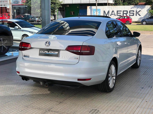 Volkswagen Vento Vento Comfort 160hp